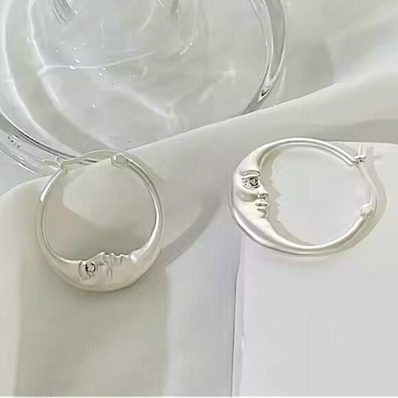 Silver Moon Hoop Minimalist Earrings Earrings - Picture 3 of 4